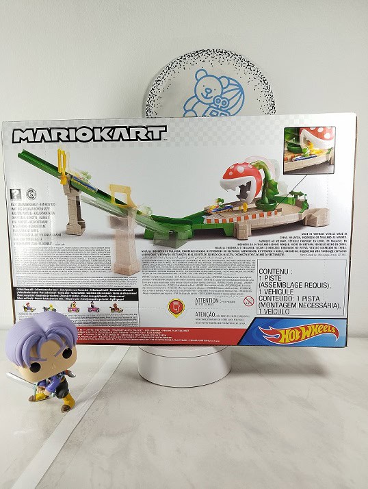 Hot Wheels Mario Kart Yoshi Pista Piraña con Kart - Image 7